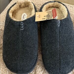 Staheekum Timber Slippers charcoal flannel Men's Size 10